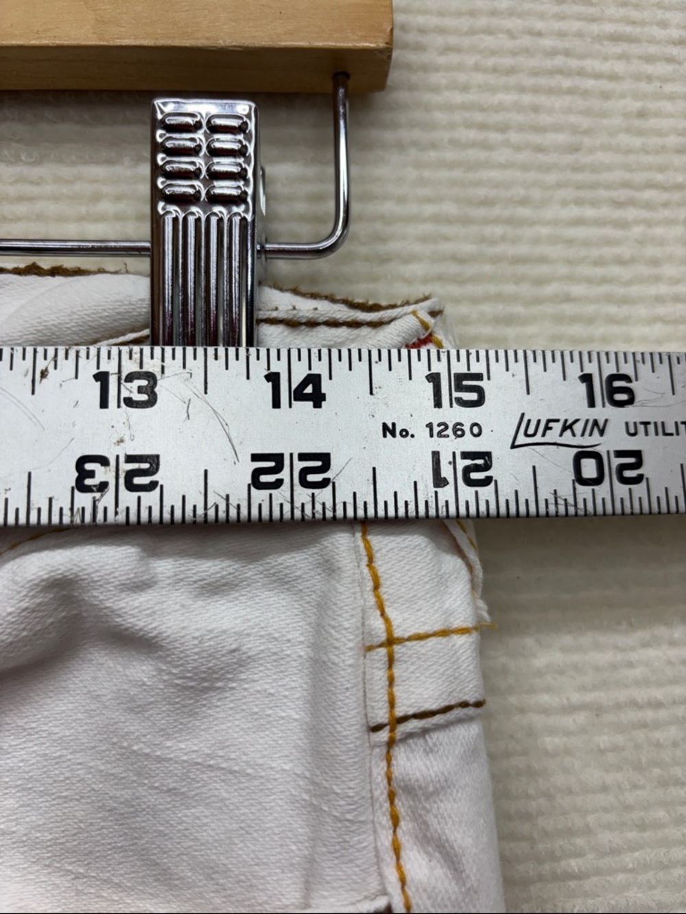True Religion | 27 Women’s White Jeans - Classic Clean Style - Picture 2 of 8